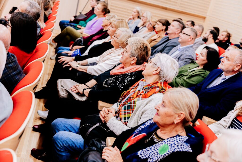 565327968 1363429335784285 7712955967552154100 n