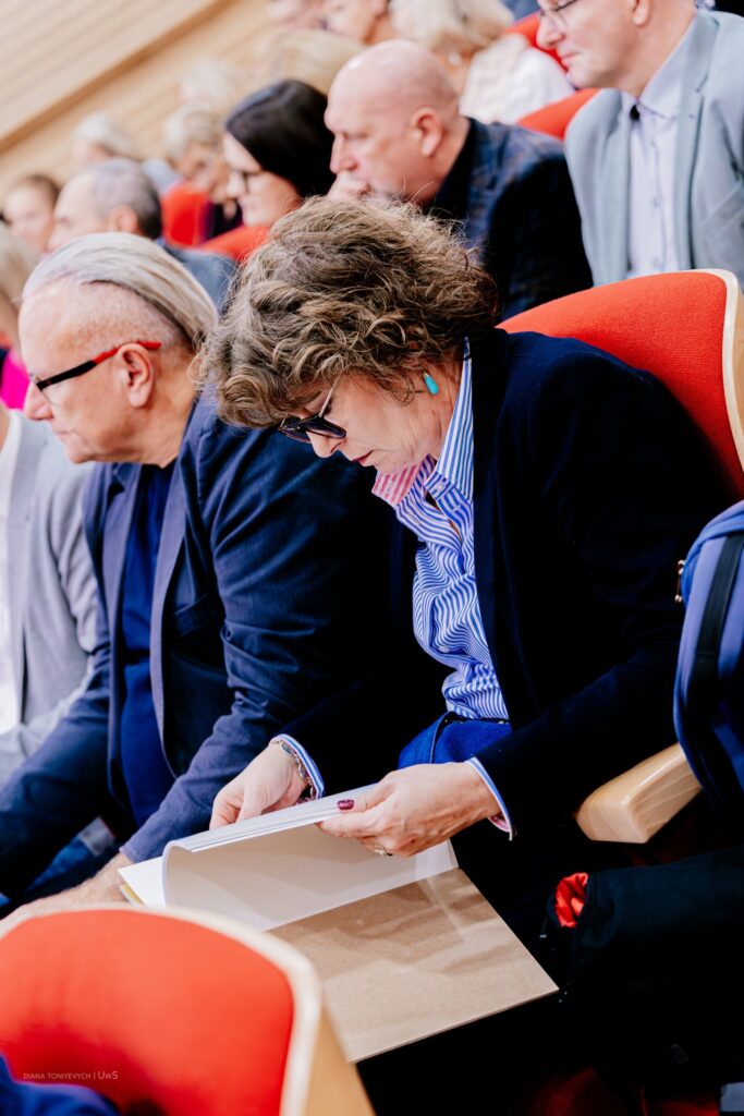 565699006 1363429532450932 8258623763845454374 n