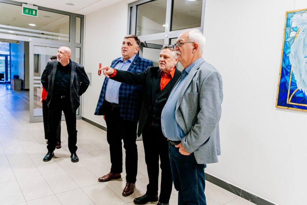 565710538 1363428082451077 513251353015301023 n