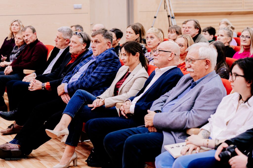 565898929 1363427335784485 1716963485799036476 n